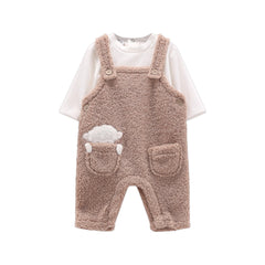 completo neonato beige con salopette teddy